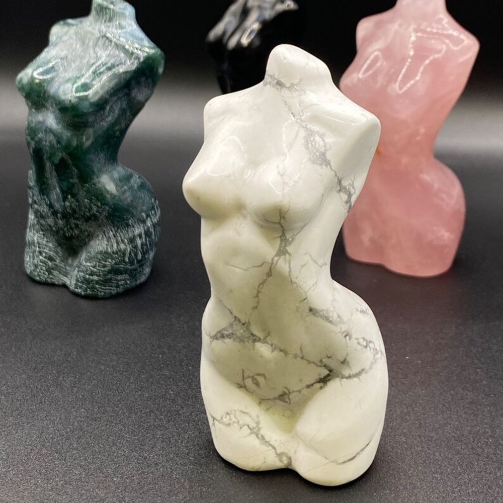 Crystal Statue Goddess - Picture 1 of 5